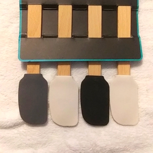 🌞Nightmare Before Christmas 4pk Spatula Set - Picture 5 of 5